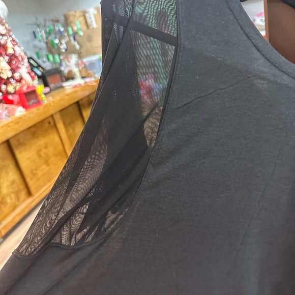 Work out Top - Picture 4 of 8